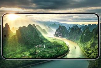 Afbeelding van de Samsung Galaxy S25 FE, met focus op het kleurrijke scherm