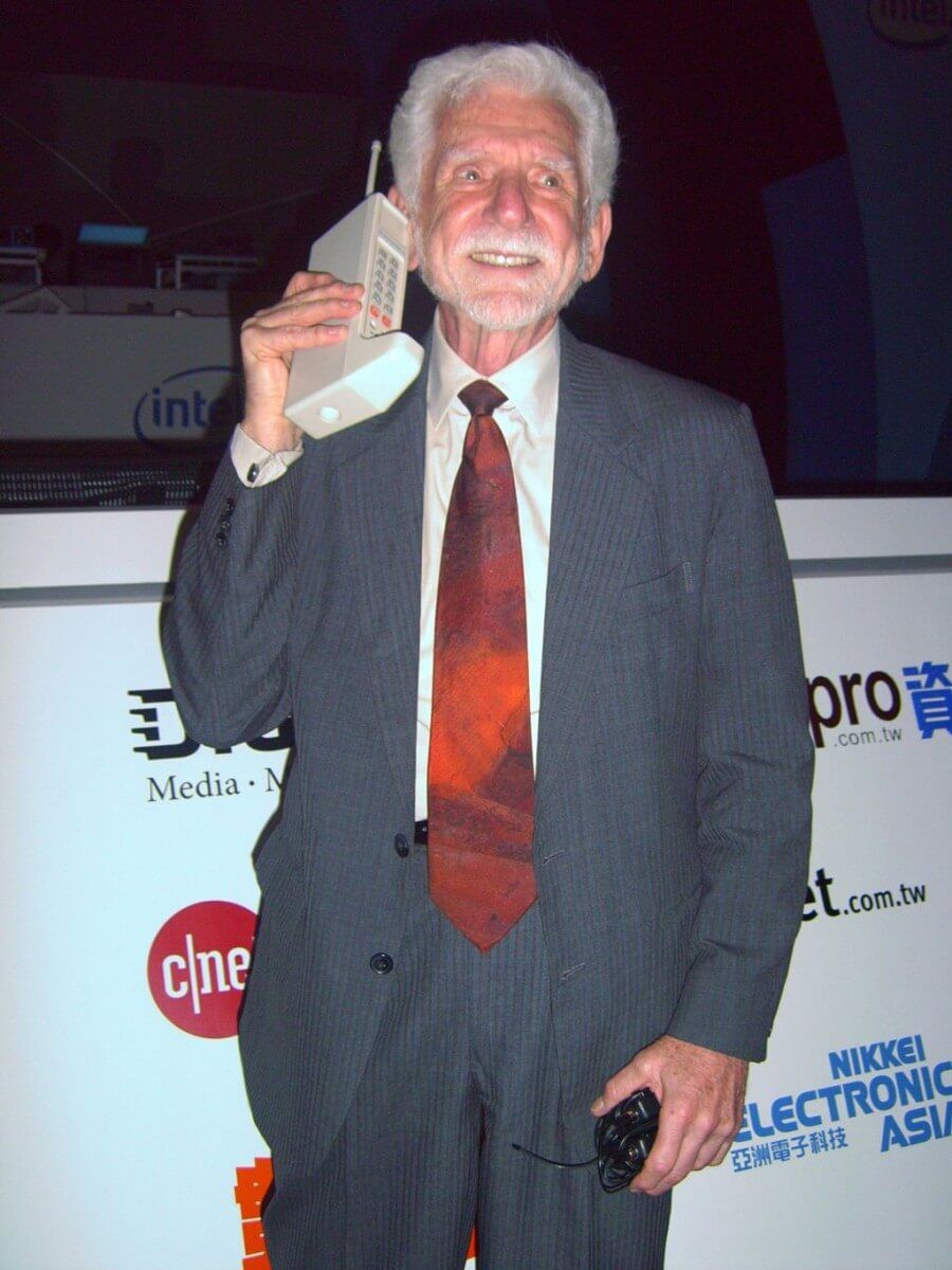 Geschiedens telefoon Sim Only eerste telefoon Motorola DynaTAC